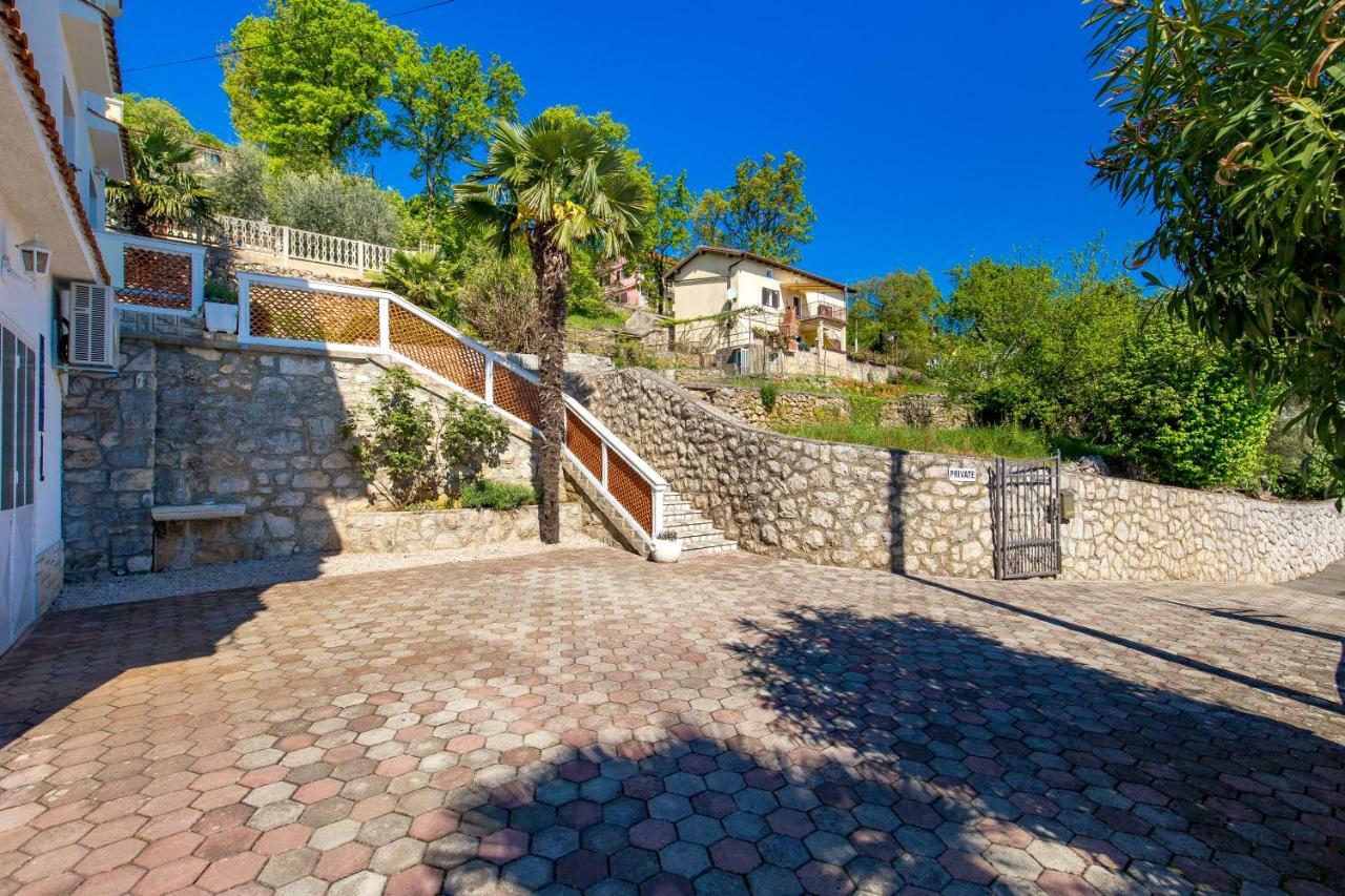 Apartments Davor Mošćenička Draga Exterior foto